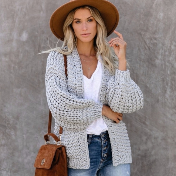 VICI Gorgeous Gray Thick Knit Cardigan Sweater Size M/L - Picture 2 of 13